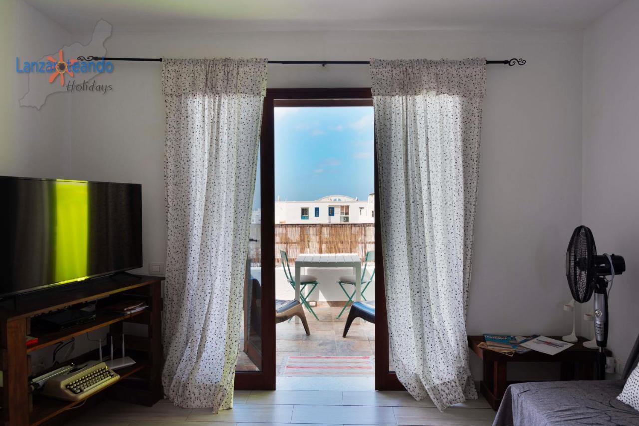 Vivienda Vacacional Golden Sun Costa Teguise Exterior photo