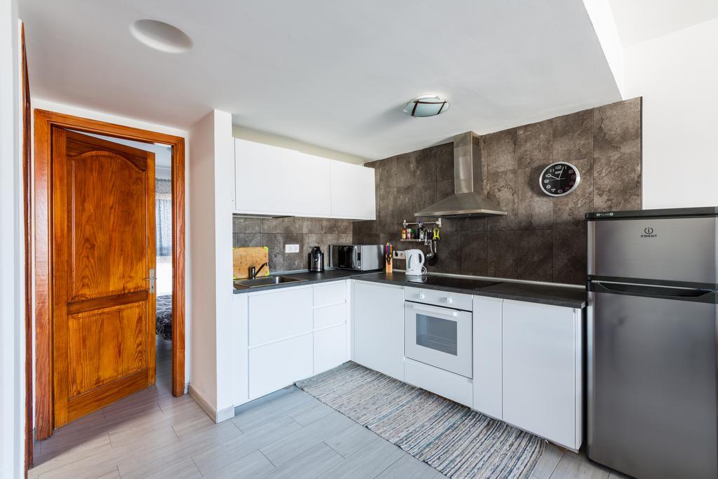 Vivienda Vacacional Golden Sun Costa Teguise Exterior photo