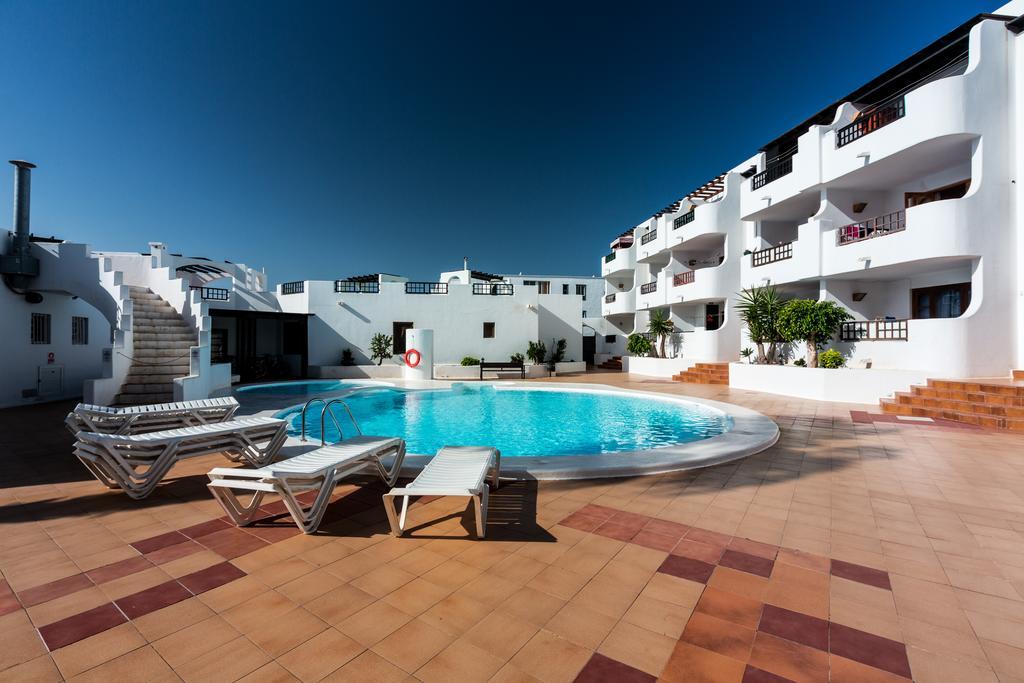 Vivienda Vacacional Golden Sun Costa Teguise Exterior photo